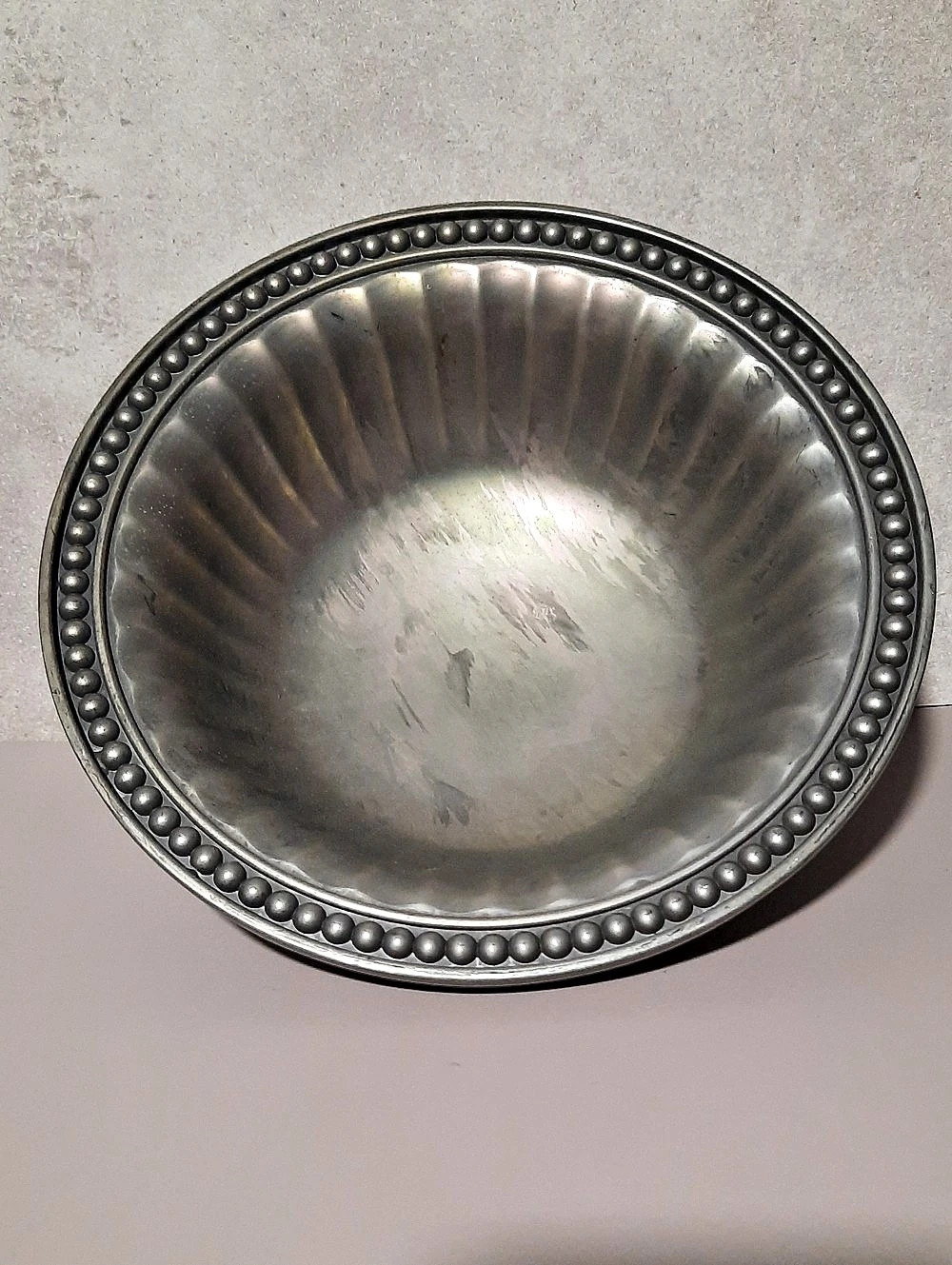 Vintage Wilton Armetale Flutes & Pearls Bowl
